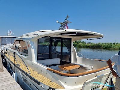 Marex 375 Motorboat 2020, with 2 engine, The Netherlands