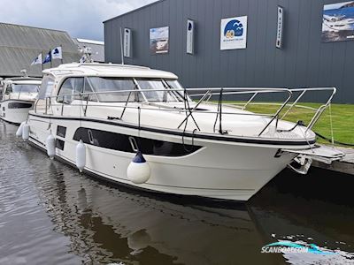 Marex 375 Motorboat 2020, with 2 engine, The Netherlands