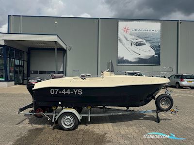 Marion 440 Consoleboot Direct Leverbaar! Motorboat 2011, with Suzuki engine, The Netherlands