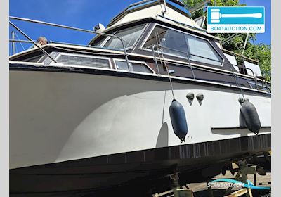 Martin Yacht Fly Motorboat 1978, with Ford engine, The Netherlands