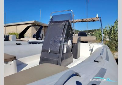 Master 730 0Pen Motorboat 2012, with Mercury engine, France