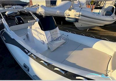 Master it Master 699 GP Motorboat 2025, with Suzuki engine, France