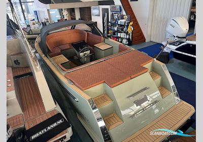 Maxima 630 Tender Met Boegschroef Motorboat 2025, with Suzuki engine, The Netherlands