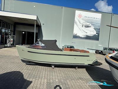 Maxima 630 Tender met boegschroef Motorboat 2025, with Suzuki engine, The Netherlands