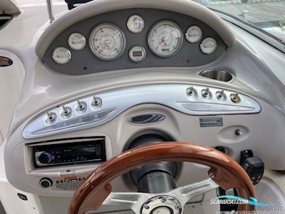 Maxum 2400 Motorboat 2004, with Mercruiser 5.0 engine, United Kingdom