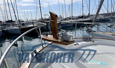Menorquin 120 Motorboat 2006, with Yanmar 4LY-240 engine, Italy