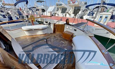 Menorquin 120 Motorboat 2006, with Yanmar 4LY-240 engine, Italy