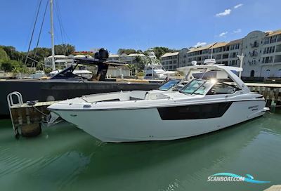 Monterey 378 Super Express Motorboat 2018, with Mercruiser engine, No country info