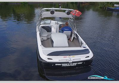 Moomba Mobius Lsv Motorboat 2004, with Indmar engine, The Netherlands