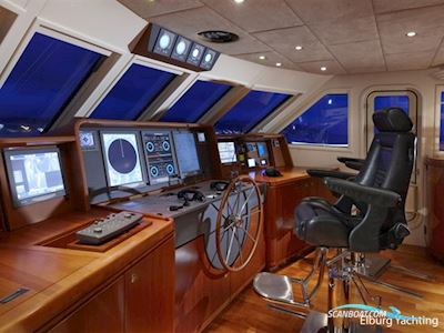 Moonen 84 - Motorboat 2002, The Netherlands