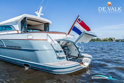 Mulder 59 Convertible Hard Top Motorboat 2006, with Caterpillar  engine, The Netherlands