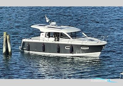 NIMBUS 305 Coupé Motorboat 2024, with Volvo Penta engine, Sweden
