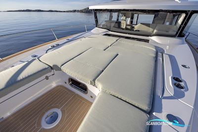 NIMBUS 495 Flybridge Motorboat 2026, with Volvo Penta engine, Sweden