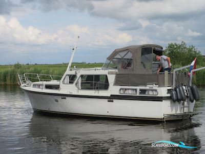 Neptunus 107 Twin Motorboat 1979, with Craftsman Diesel engine, The Netherlands