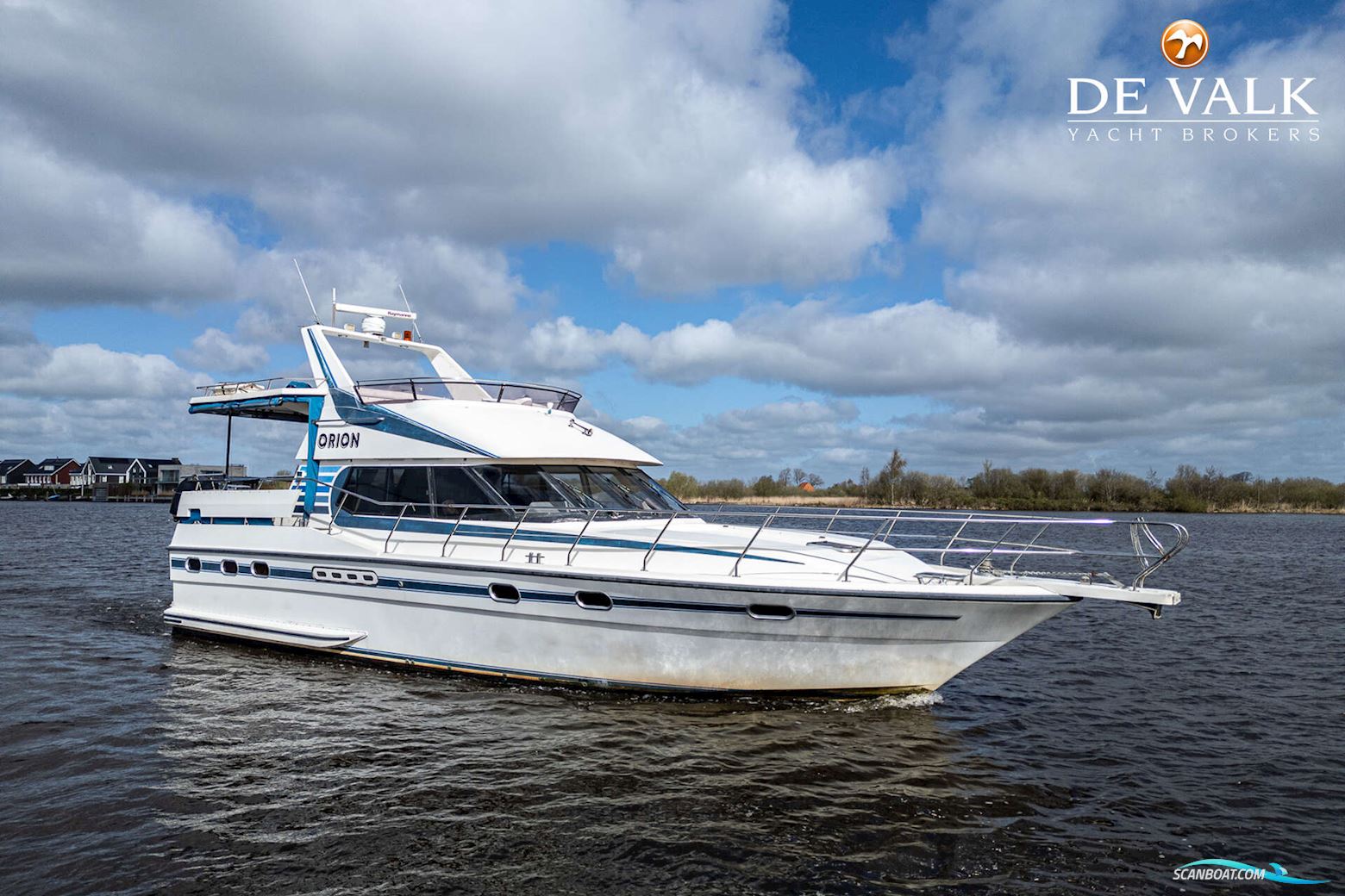 Neptunus 145 Flybridge Motorboat 1991, with Caterpillar engine, The Netherlands