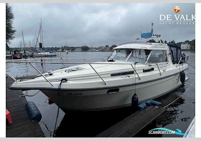 Nimbus 3003 Motorboat 1990, with Volvo-Penta engine, Germany