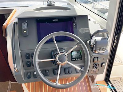 Nimbus 305 Coupé Motorboat 2016, with  Volvo Penta 1x D3-220 PS engine, Germany