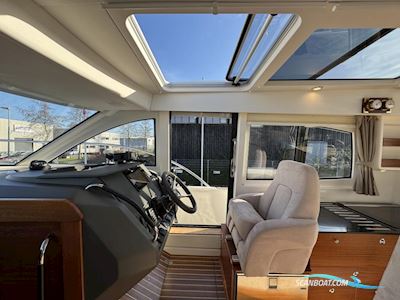 Nimbus 305 Coupe Motorboat 2016, with Volvo Penta D3 engine, The Netherlands