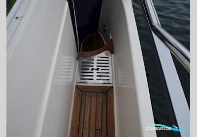 Nimbus 33 Nova Coupe Motorboat 2002, with Volvo Penta 2 st D4 300 engine, Sweden