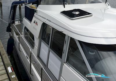 Nimbus 340 Commander Motorboat 2005, with Volvo Penta D6-310 engine, Denmark