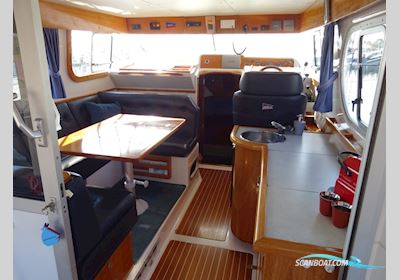 Nimbus 345 Avanta Fly Motorboat 2000, with Mercruiser D4.2L 2x engine, The Netherlands