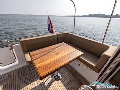 Nimbus 365 - Coupé Motorboat 2022, The Netherlands