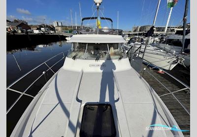Nimbus 370 Commander Motorboat 2001, with Volvo Penta Kamd43 engine, United Kingdom