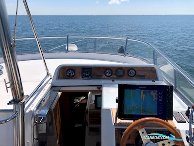 Nimbus 370 Coupè (Commander) Motorboat 2001, with Volvo Penta KAMD 43 engine, Sweden