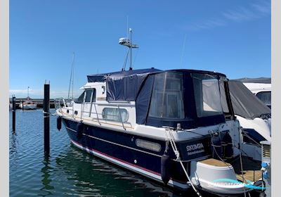 Nimbus 370 Coupè (Commander) Motorboat 2001, with Volvo Penta Kamd 43 engine, Sweden
