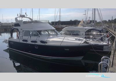 Nimbus 380 Carisma Motorboat 2005, with Volvo-Penta engine, Denmark