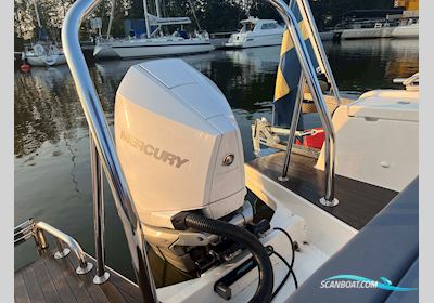 Nimbus T8 Motorboat 2022, with Mercury engine, Sweden