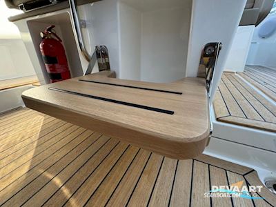 Nimbus T8 Motorboat 2024, with Mercury engine, The Netherlands