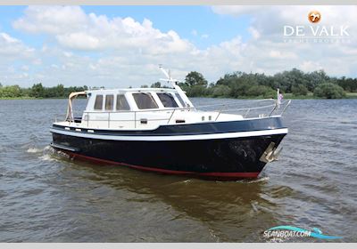 Noblesse Challenge 33 Motorboat 2004, with Yanmar engine, The Netherlands