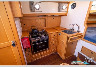 Noordkaper 31M Motorboat 2012, with Westerbeke 44Cfour engine, The Netherlands