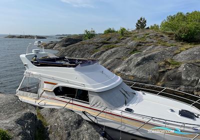Nord West 390 Flybridge Motorboat 2001, with Volvo Penta KAD44 engine, Sweden