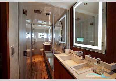 OKEAN 80 Motorboat 2025, France