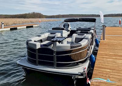 Old Lake Marine P19 Motorboat 2025, Hungary