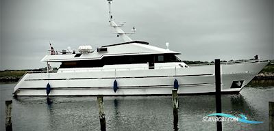 OneOff 92 - Lady Marjan Motorboat 1986, with 2 x Mercedes V12 (OM 424) engine, Denmark