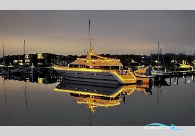 OneOff 92 - Lady Marjan Motorboat 1986, with 2 x Mercedes V12 (OM 424) engine, Denmark