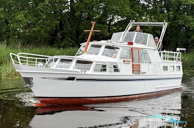 Palma 40 B Motorboat 1982, with Mercedes engine, The Netherlands