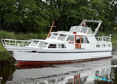 Palma 40 B Motorboat 1982, with Mercedes engine, The Netherlands