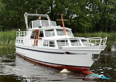 Palma 40 B Motorboat 1982, with Mercedes engine, The Netherlands