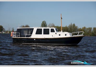 Pamvlet 900 OK Motorboat 1996, with Vetus Diesel engine, The Netherlands