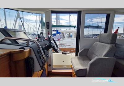 Paragon 31 Flybridge Motorboat 2014, with Volvo Penta engine, United Kingdom
