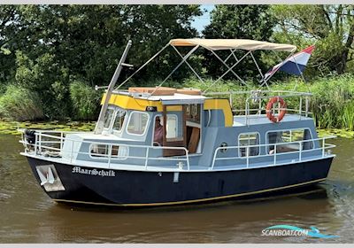 Parlevinker Tinyhouse Motorboat 1982, with Mercedes engine, The Netherlands