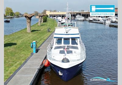 Patrolboat 1500 Motorboat 1973, with Mercedes engine, The Netherlands