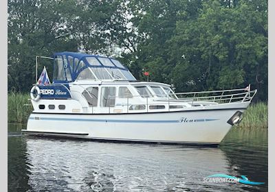 Pedro Skiron 35 Motorboat 2001, with Perkins Sabre engine, The Netherlands