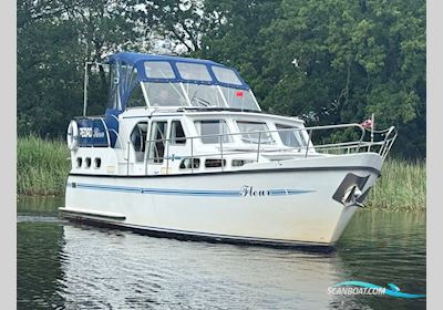 Pedro Skiron 35 Motorboat 2001, with Perkins Sabre engine, The Netherlands