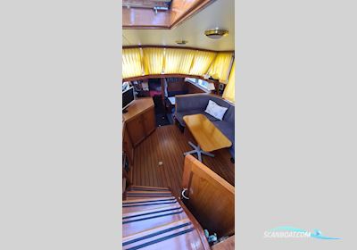 Pedro Skiron 35 Motorboat 2001, with Perkins engine, Germany