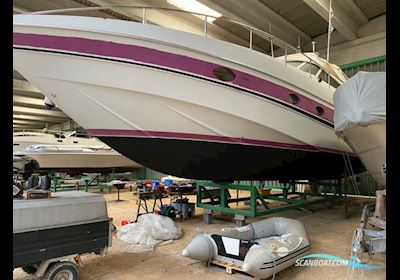 Pershing 40 Motorboat 1992, with Caterpillar 3208  engine, Italy